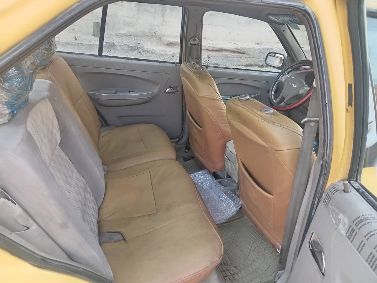 سلاام عليكم شيري البيع رقم بغداد بسم اخوي مكينه كير حداديه تخم تاير مكفولات تبريد بس غاز هيئه غرامات مصفره سياره بلاديه بدون ضربه سعر ٢٩ وبيهه مجال قليل مكاني بغداد الوسفيه ناحيه الرشيد ***********رقمي ثاني ***********
