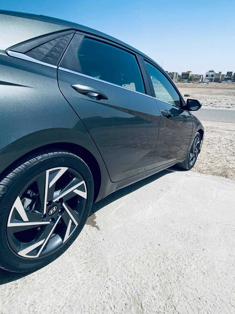 النتر 2024 محرك 2000دوش الون زيتوني مواصفات فوال واحد على حدث بصيط ربع جاملغ بنيد مبدل نفس لون رقم بغداد بسمي *********** ستفسار
