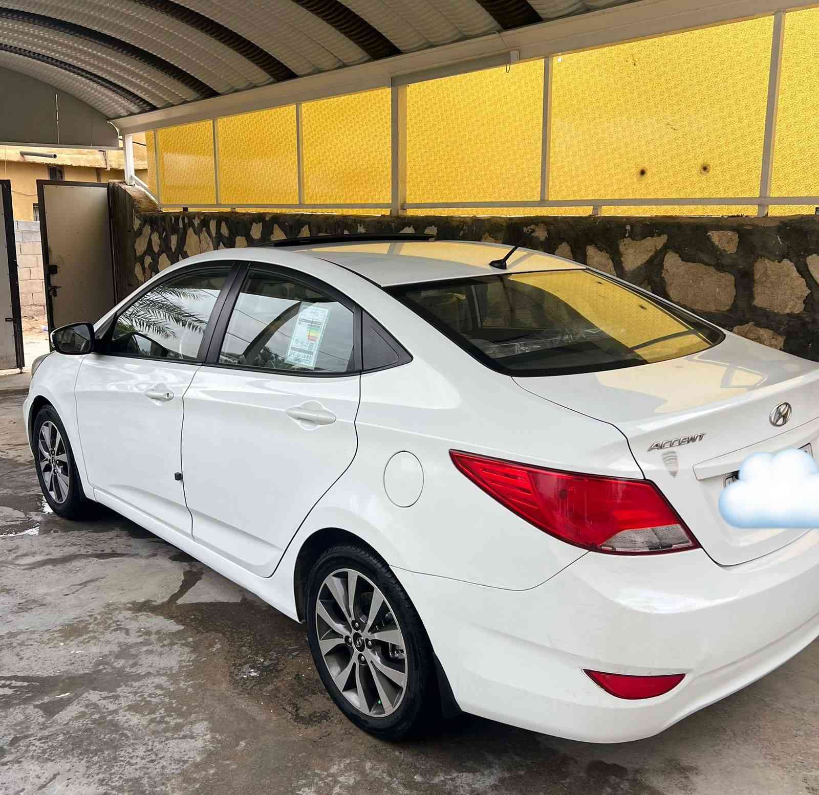 اكسنت موديل 16 مكفوله شرط سونار سياره جديده فول مواصفات محرك 1600 سياره جديده حيل مال جناي  ماذب عليهه ربع السعر 115  وبيه مجال المكان كربلاء *********** اتصال /***********
