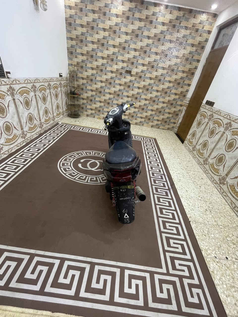 سكنس نثيه بوشه ٥٨مزوده صدر جديد كلجات رياضيه صالنصه رياضيه تفصيخ مال يابان كلشي شغال بيهة عده الهورن بيه جبنه مال الكلج الامامي رايده مراوس بعدله مرتبه وحلوه ***********متواجد وات ساب مكاني بغداد رئاسه العبيدي
