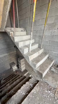 دوميز • ١٥٤م • ركن جنوب شرق