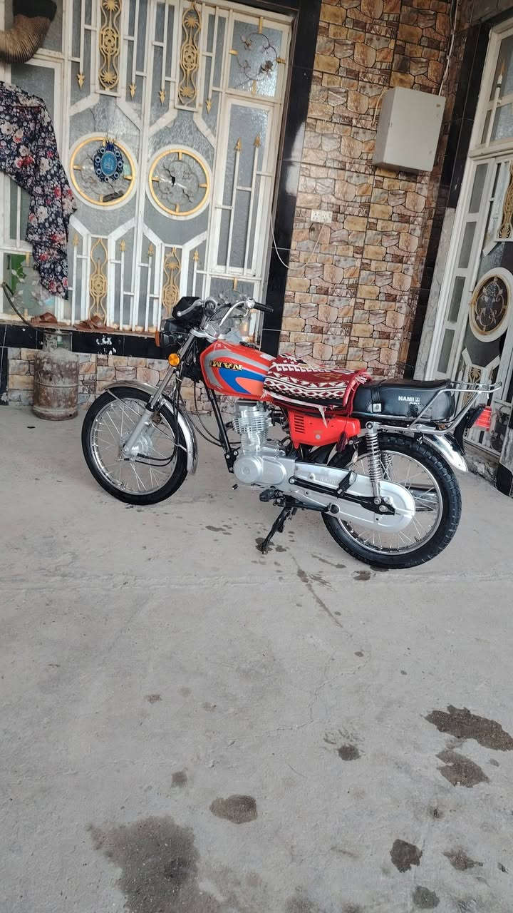 السلام عليكم الماطور للبيع تعمير٢٥ كله شلامجه اصلي اوراق سكنر السعر 750وبيه مجال قليل المكان كربلاء طوريج الاتصأل بألرقم ***********
