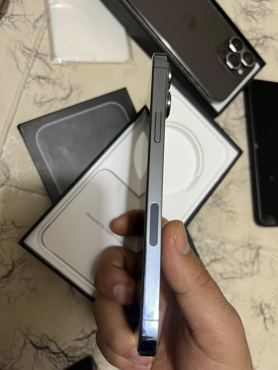 ايفون 13 برو ماكس لون بحري بطارية85 لا مفتوح ولا معله ذاكرة512 🔥 كفاله عامه الجهاز
هاتف ***********
