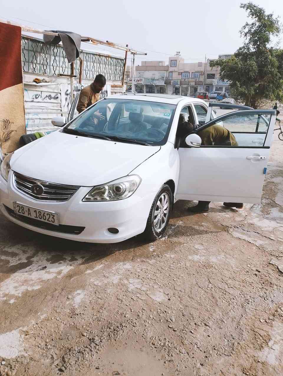 سلام عليكم بي وادي جي 3للبيع
مكفولة من الضربة مكينة جديدة مال حاوية صارله 3 اشهر من شادهه سياره مابيه كل نقص سنويه بسمي بس گيرها البك مايرجع مكان سياره كربلاء السعر 48وبيها مجال الاستفسار ***********
