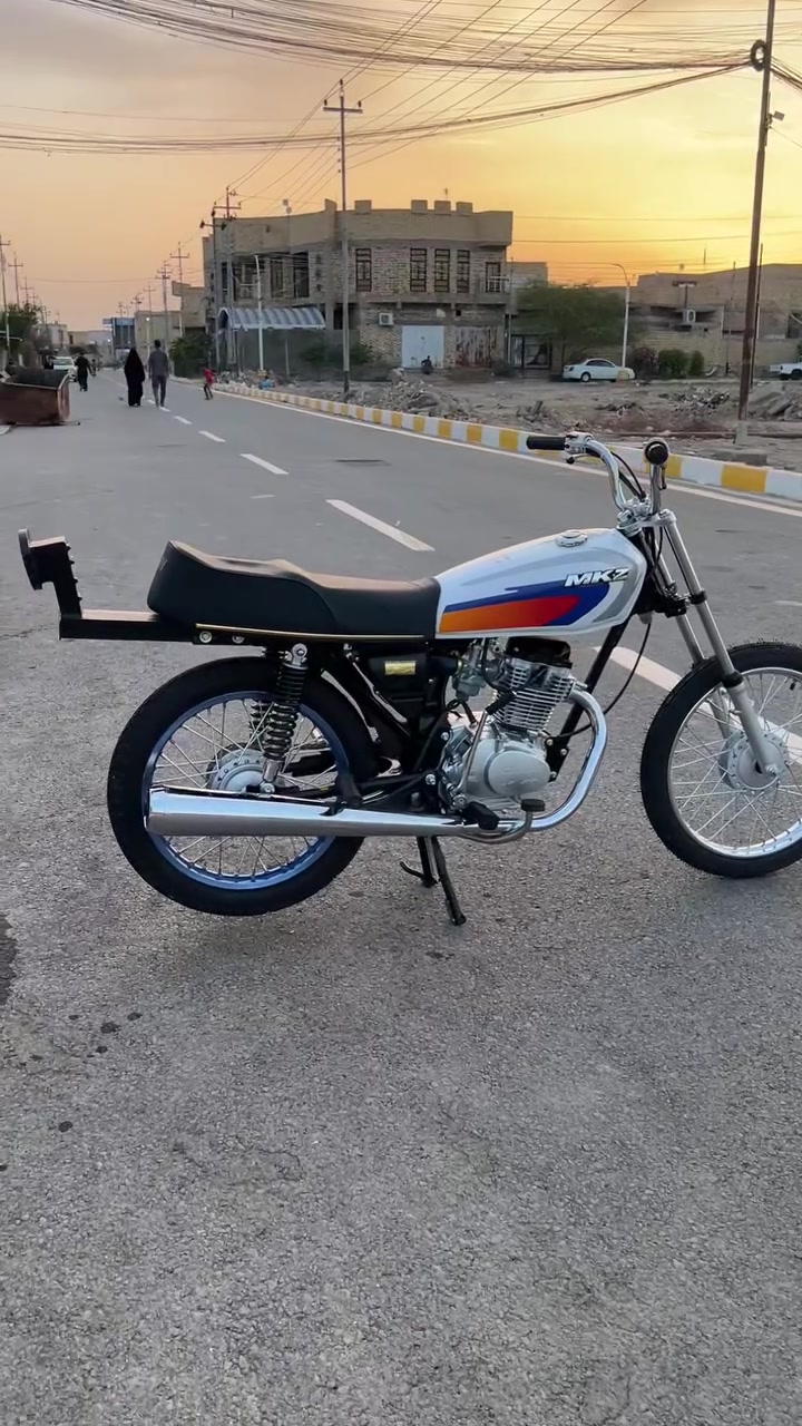 سوك الشيوخ 
للبيع جاهزه من كلشي(دراجه اوراق شاصي ناما 15 الثقيل) (صاله سبوع معمره) اول تبديل دهن ماساحكه (محرك سولنيك) ويل فافون اوراق عضم عاج جدد شرط ترقيم شراي يتصل *********** المايعرف سعر لايخابر
