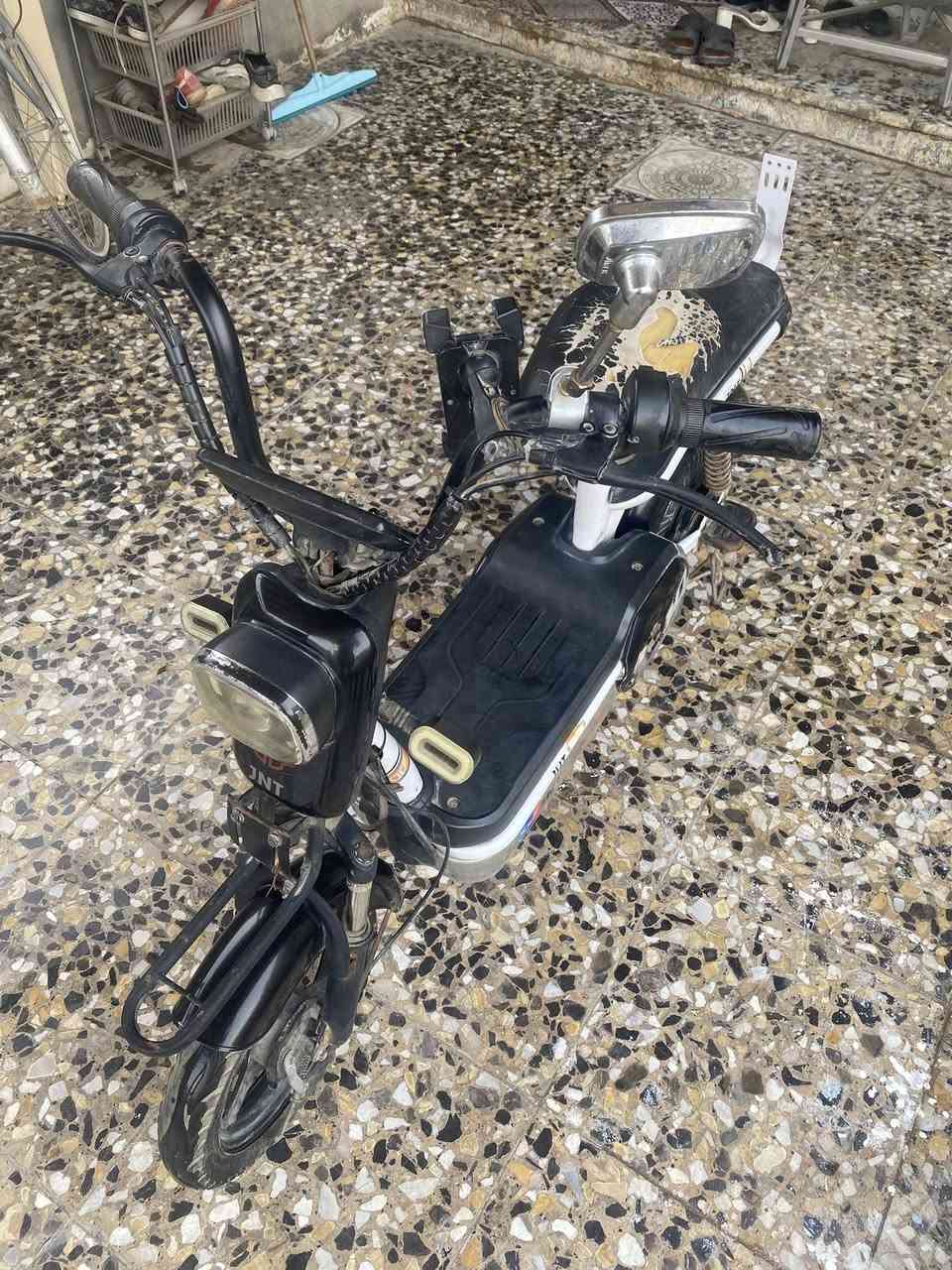 دراجة شحن للبيع 4بطاريات جديدة السعر 225 الف وبيها مجال للاتصال ***********
