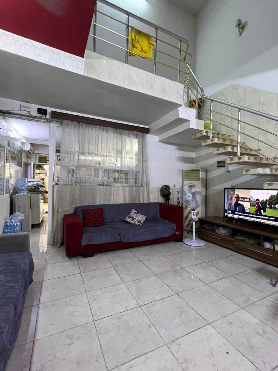 للإيجار 
١٠٠ متر سليماني ٤٠٠ الف 
***********
