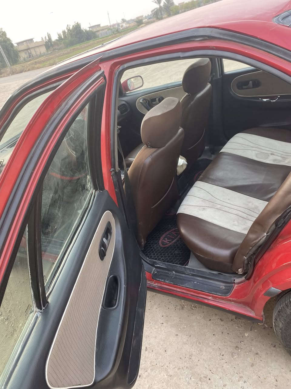 السلام عليكم للبيع نيسان بريميرا 1992محرك2000كير اوتو
رقم بغداد بأسمي السعر 42 وبيه مجال
للأستفسار  اتصل***********
