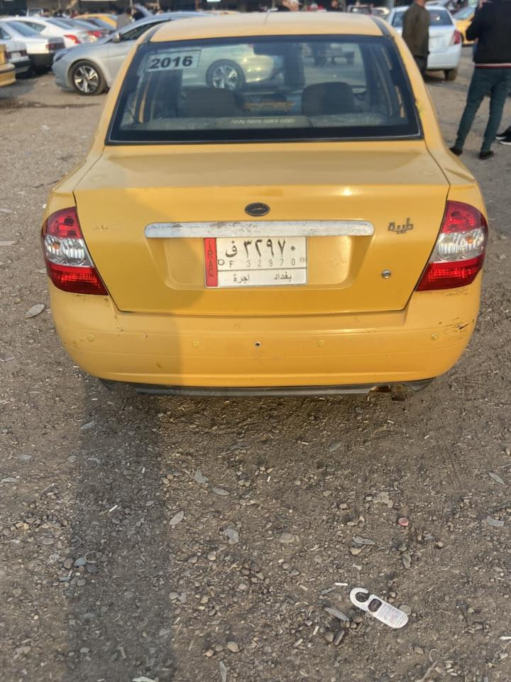 طيبه 2016 مصفره هيئه غرامات سياره 
صدر امامي خلفي جديد 
مكينه كير تبريد خير من الله 
سياره بدون صبغ بلادي من الشركه 
باسمي ماخذهه من الشركه لحد الان 
بيهه طخات بسيطه موضحه بالصور 
كهربائيات كامله ع وضع الشركه 
حساس كامره خلفيه بلادي من الشركه 
السعر ٤٢ وبيهه مجال بسيط
للاستفسار ***********
مكاني السيديه
