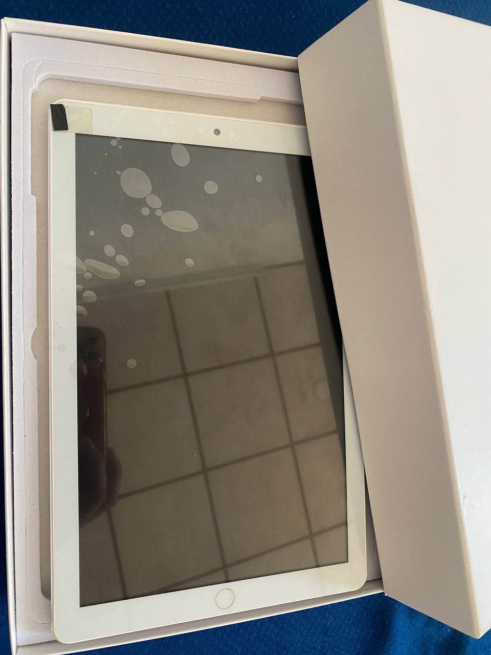 ایپاد ئه‌ندرۆید نوێ به‌س ئه‌كتیڤ كرایه‌ وایه‌ر شه‌عن و ئیتفۆنی له‌گه‌ره‌ دوو سیمكارت و میمۆری رام ٨  گێگابایت ٦٤ 
گه‌یاندن هه‌یه‌ 
*********** كويسينجاك, أربيل
