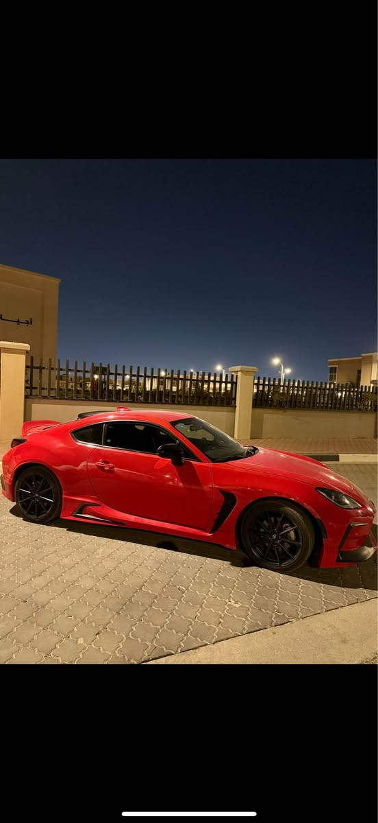 GR86 وارد امريكي بريموم فول مواصفات للبيع 2023
ماشية36الف كيلو
    محرك 2.4 لتر بوكسر
* 228 حصان
* دفع خلفي (RWD)
* قير 6 سرعات
* كشنات جلد
* شاشة
* Apple CarPlay وAndroid Auto
* كاميرا خلفية
* تشغيل بصمة
* إنارة LED
* جنوط 18 إنج
* مثبت سرعة
* نظام الثبات
*********** Singapore
