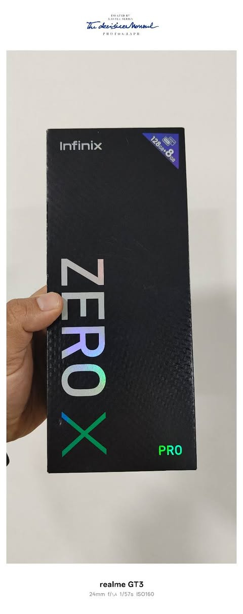 infinix zerox pro
ڕام 8 زاکیرە 128 
زوومی کامیرا 60 ئێکس 
شاشە  amoled 
نەکراوەتەوەو بێ کێشەیە یەک تەبعی هەیە کارتۆنی خۆشی لەگەڵە بۆ پەیوەندی  *********** یان لە چات لەخزمەت دام كويسينجاك, أربيل
