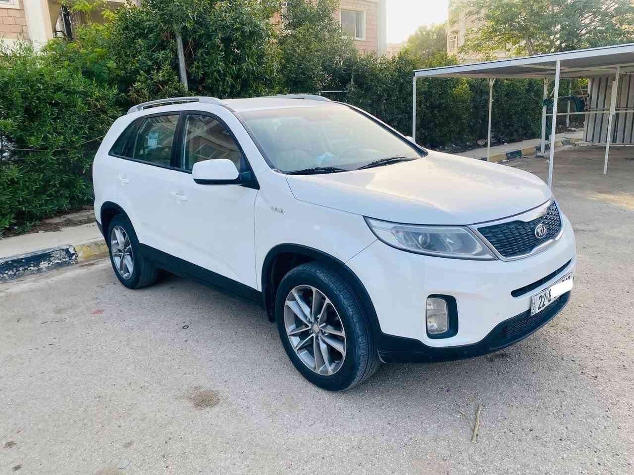 سلام عليكم للبيع كيا سورنتو خليجي ٢٠١٤ رقم اربيل الجديد محرك ٤ سلنتر ٧ راكب ٣ قطع تبريد بيها صبغ جاملخ أمامي صبغ فقط سيارة جاهزه من كلشي السعر ١٤٥ اتصال ***********
