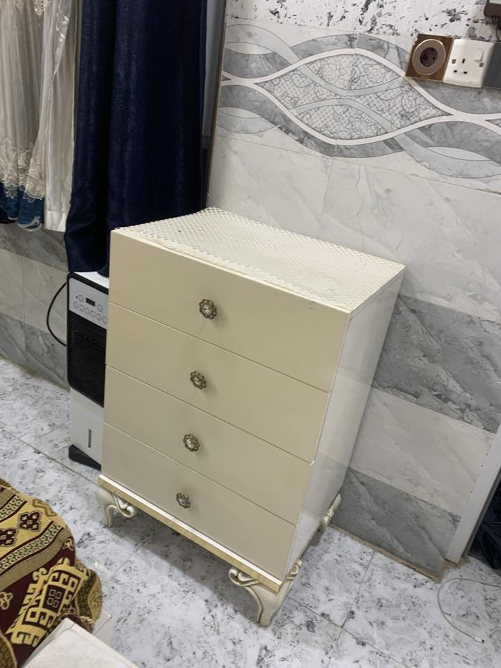 غرفه نوم للبيع ثقيله نضافه 80/100
725 وبيه مجال 
***********
