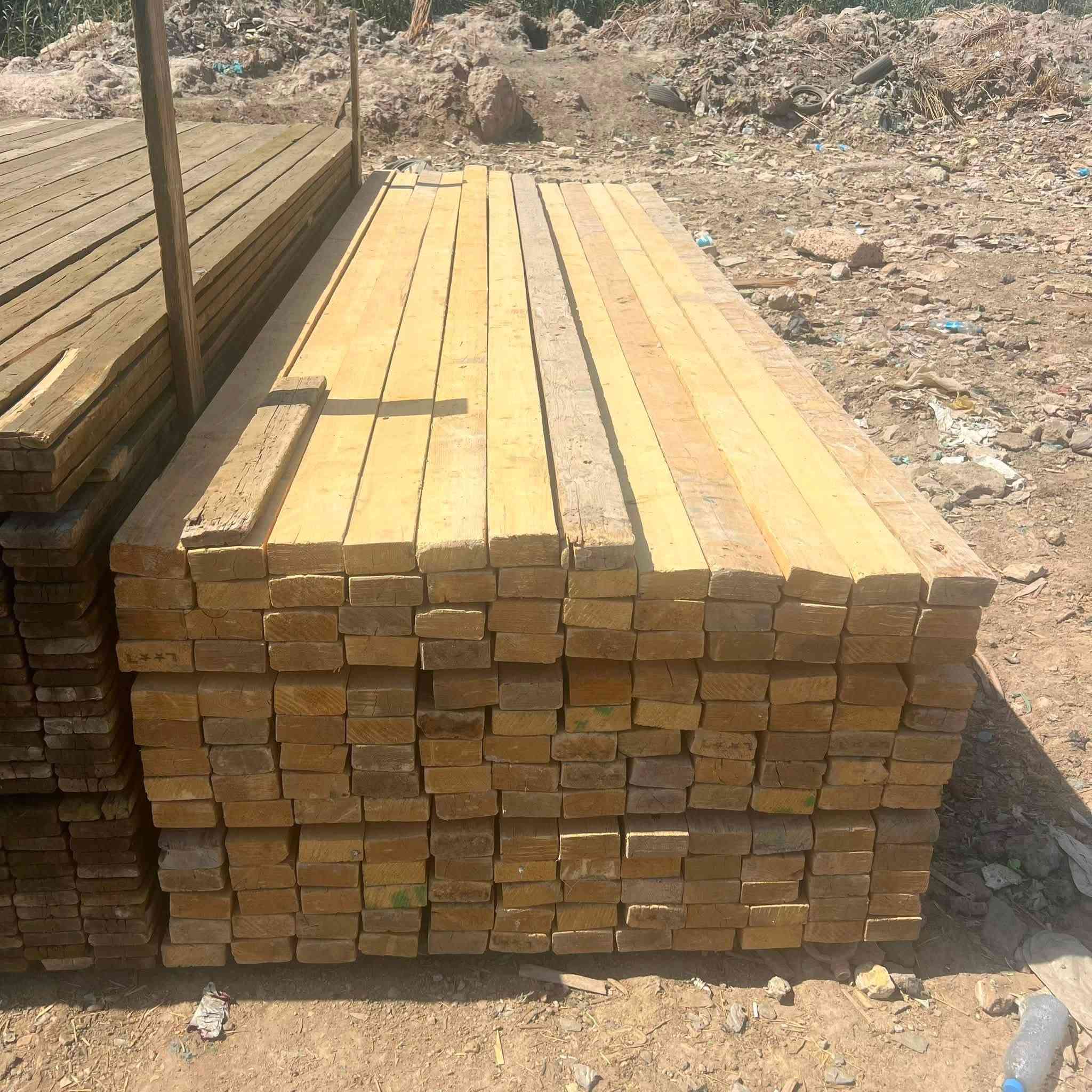 السلام عليكم
سير ٣ متر ٨ مكعب ونصف 

سير ٤ متر ٣ مكعب 

لوح ٤ متر ٥ مكعب 

عصابه متر ٣ مكعب 

عصابه ٦٠ سم مكعبين 

تواصل ***********
