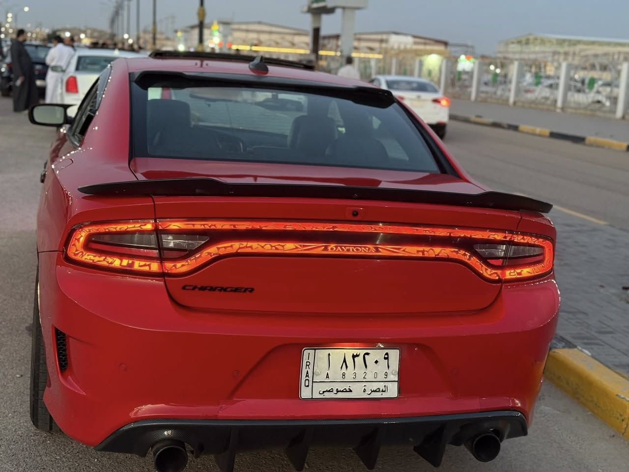 سلام عليكم جارجر للبيع 17 معلاية 19 سيارةلون موميز طماطي فول مواصفات فتحة كشنات خزن كشنات حضن تتفئة تبريد بل كشنات سيارة بيهة فقط مدكر امامي سيارة مكينة وكير وحدادة وتخم تاير ستوة شادة سيارة محرك هيمي سيارة كل نقص ما بيهة 
سعر 150 وبيهة مجال لطيبين 
 بي وتساب (***********)
