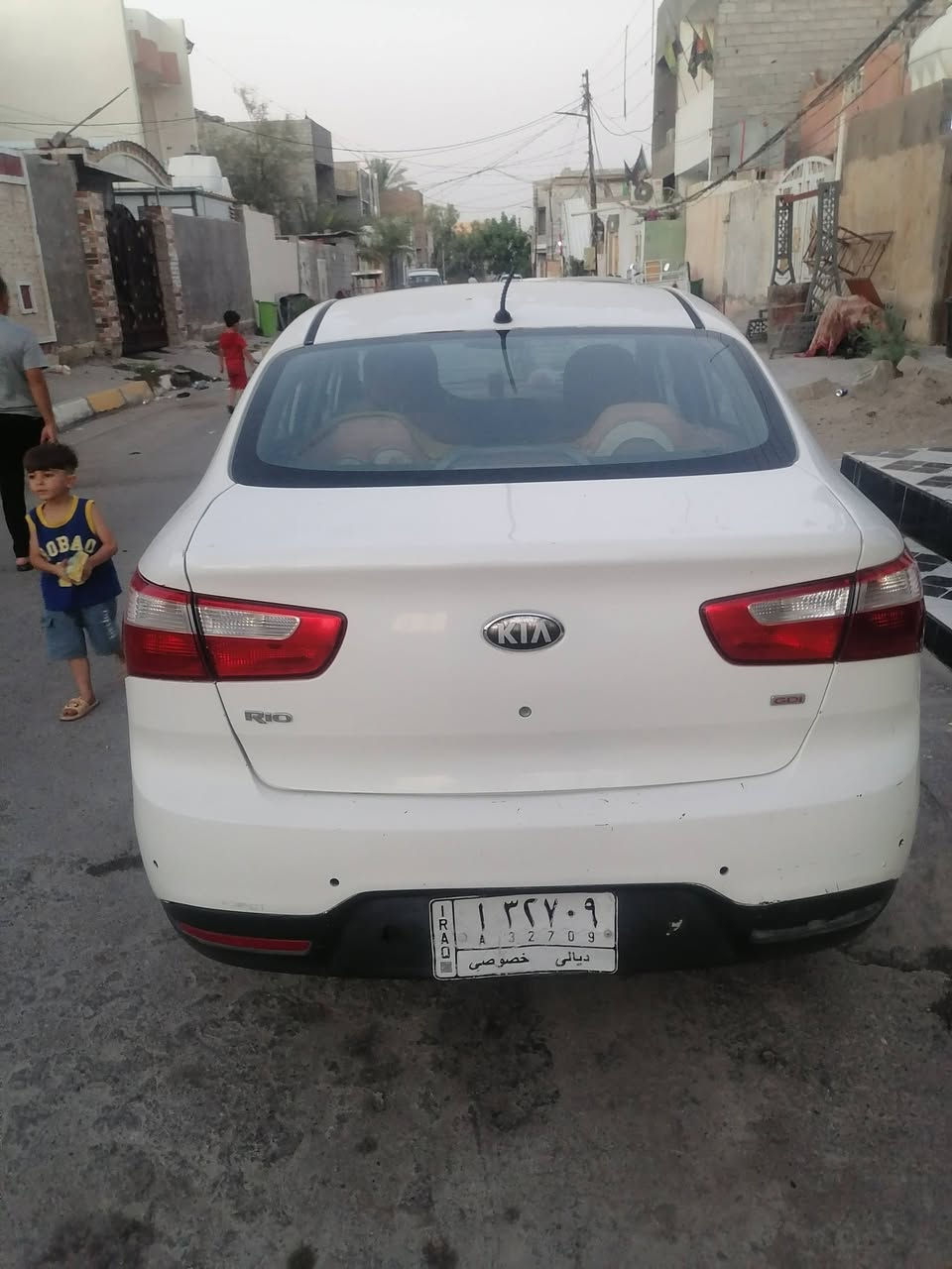 سلام عليكم للبيع كيه ريو ١٣ خليجي ظرر بسيط طخطخات ابيعلك حزام تبريد شغال صدر جديد باتري جديد دواخل نظيفه كير محرك مكفولات كهربائي كله شغاله سعر ٧٠ وبيهه مجال مكاني بعقوبه التحرير ***********
