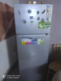 ثلاجه نوال حجم 16مستعمله شهرين فقط للبيع السعر 250الف مكان بغداد السيد...