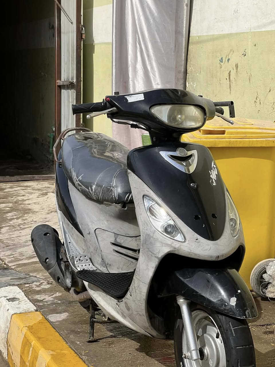 سلام عليكم
ماآكس منغولي للبيع دراجة رمبه صالها شهر نازله من رمبه ختم واحد وي المكينه جيب مصلح وفحص وياگ كامله كهربائيات شلعه معدل نهضه دراجة معايزها شي سعر خاآص


**إذا كنت صاحب هذا الإعلان وتريد حذفه لأي سبب، رجاءا أرسل رسالة إلى الدعم الفني**