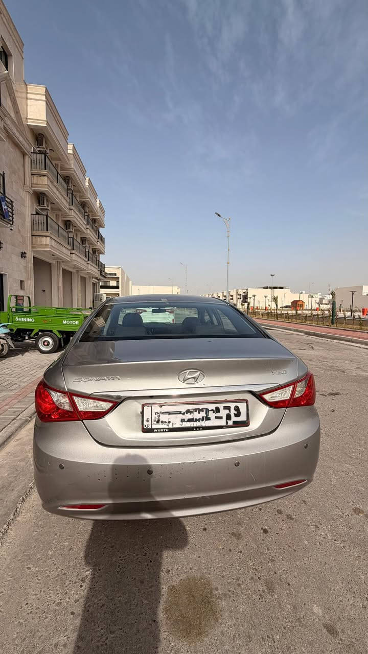 السلام عليكم   ادوات بيه كصه جنطه محرك 2000 عاز انسه صرف البانزين سيارة رقم وسنويه شمالي تبريد وتدفئه تخم تاير كلشي بيهه جديد كاميرا شاشه خلفيه سياره جاهزه شغل وطلع العنوان بصره مكلف بالنشر  التواصل ع هاذا رقم ***********
