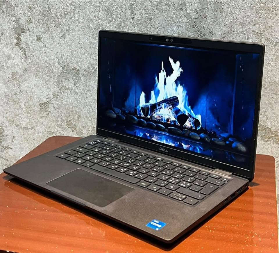 💻 عــرض خـــاص وبسعر مـمـيـز جـداً 🔥
👑 Dell Latitude 7430 (Business Class) 👑
لكل من يبحث عن الأداء الخارق، التصميم الأنيق، والنظافة المطلقة! متوفر الآن لابتوب Dell الفئة العمليّة الفخمة، خيارك المثالي للدراسة والعمل، وبمواصفات حديثة تلبي كل احتياجاتك.
⚙️ المـواصـفـات الـفـنـيّـة للجـهـاز:
 المعالج (CPU): Intel® Core™ i5-1235U (الجيل الثاني عشر الحديث - أداء قوي جداً وسلس يتعامل مع أثقل المهام بفضل 10 نواة).
 الذاكرة العشوائية (RAM): 16 GB بسرعة عالية 3200 MHz لتنقل فائق السرعة بين البرامج والتصفح بدون أي تعليق.
 التخزين (Storage): 256 GB NVMe SSD من شركة SK hynix العالمية (سرعة صاروخية في فتح الجهاز ونقل البيانات).
 كارت الشاشة (GPU): Intel® Iris® Xe Graphics المميز (أداء رسومي ممتاز جداً يدعم برامج التصميم والألعاب).
 الشاشة: بدقة عالية، مريحة جداً للعين ومثالية للمشاهدة والقراءة الطويلة.
✨ مـمـيـزات إضـافـيـة تـجـعـلـه الاخـتـيـار الأمـثـل:
 ⌨️ كيبورد ضوئي (Backlit Keyboard): أنيق ومريح جداً للكتابة والعمل في الظلام.
 🔋 بطارية بحالة ممتازة جداً تدوم لساعات عمل طويلة.
 💼 هيكل نحيف وخفيف الوزن: متين جداً بحماية فائقة، وسهل التنقل به في الجامعة أو العمل.
 🧼 حالة الجهاز: نظافة تامة وفحص كامل 100% (الشاشة صافية تماماً بدون بقع، البراغي أصلية وكاملة، والجهاز بحالة تماثل الجديد وجاهز للاستخدام الفوري).
⚡ السعر: 500 ألف دينار عراقي فقط! ⚡
🚚 التوصيل مجاني (شامل مع سعر الجهاز) لكافة المحافظات!
📞 للحجز أو الاستفسار، يرجى الاتصال أو مراسلتنا واتساب على الرقم:
*********** 💬 (متواجدين واتساب أيضاً)
