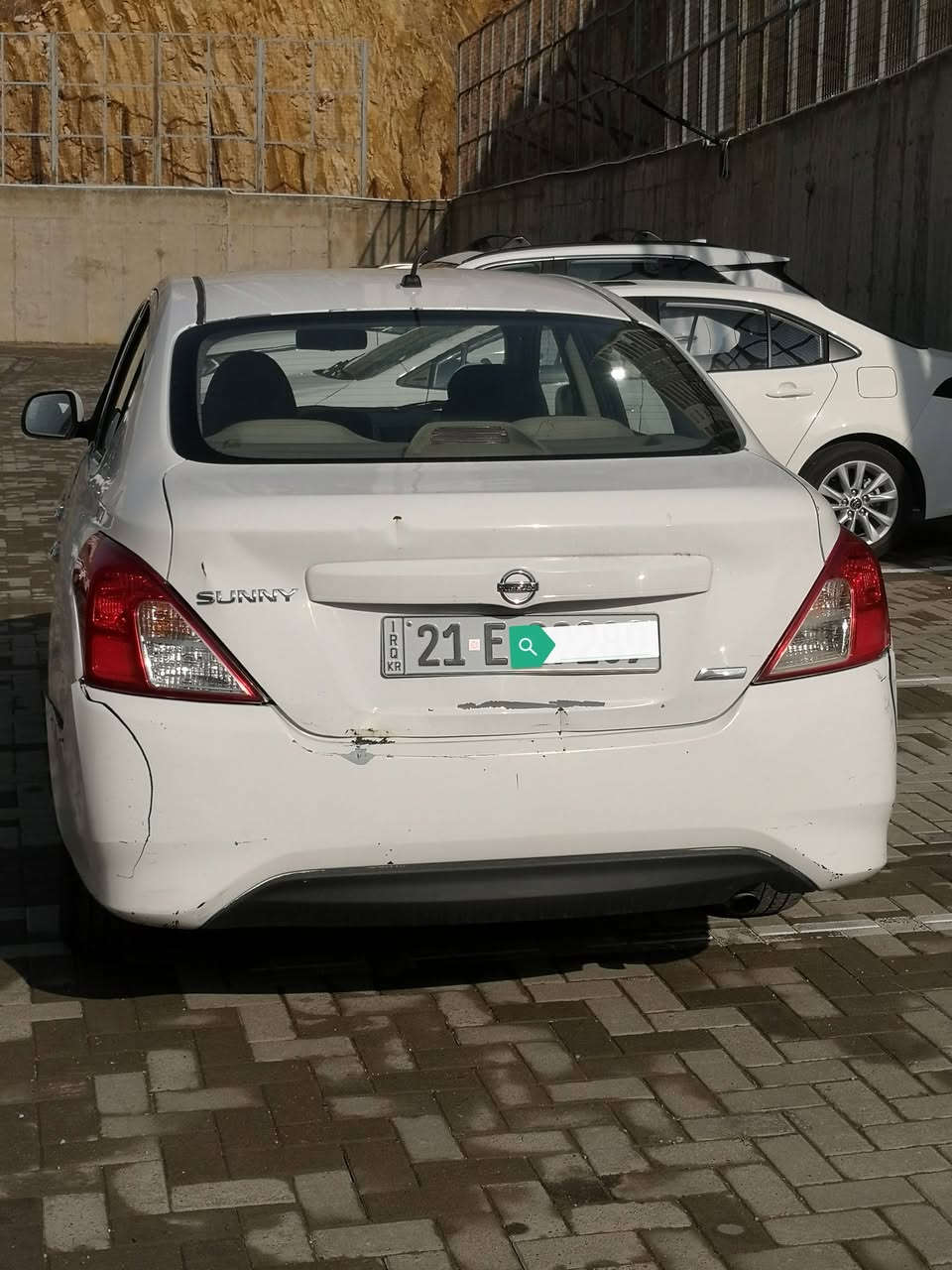 ‎نیسان سەنی لاکشمی بای : مۆدێل 2016
‎حەوت پارچەی بۆیاغە گێڕ و مەکینەی نەکراوەتەوە برغوی بانەدراوە زۆرپاک ماوەتەوە سەیارەکە حەوت سالە لای خۆمە هیچ عەزیت نەدراوە بەناوی خۆمەوەیە سەنەوی و ژینگەو ڕێگاوبانی هەتا 2028 تازەیە گێڕ و مەکینە و تەبرید و بەناوکردن و غرامە هەمووی بە شەرت     
‎سـعـر  قوفلی  79 گەلا   
***********
