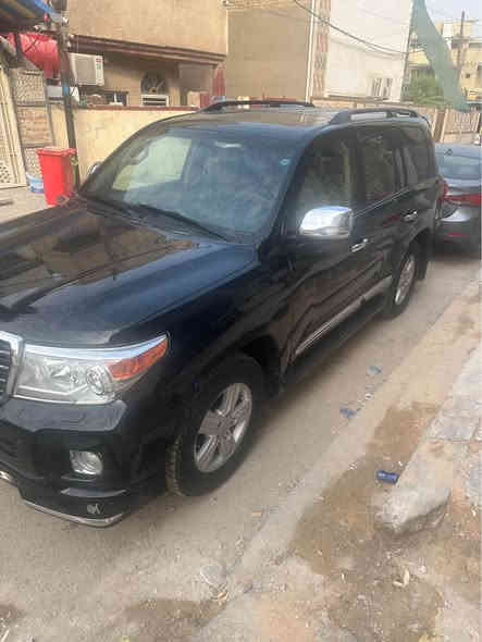 السلام عليكم 
GXRللبيع
ألون اسود
ابريم فول مواصفات
رقم اسليمانيه رقم مميز
مكان السياره بغداد 
السعر ٣٨٠
*********** بغداد
