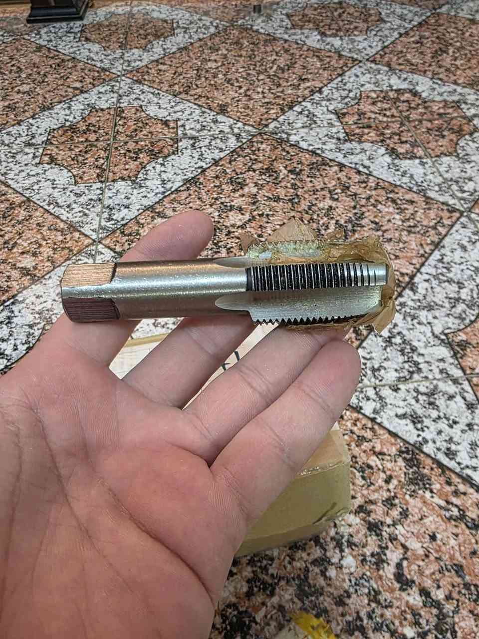 قطعة بهذا الشكل مقاس M27×2 بيش تفيدك خلي سعرك ويه التوصيل


**إذا كنت صاحب هذا الإعلان وتريد حذفه لأي سبب، رجاءا أرسل رسالة إلى الدعم الفني**