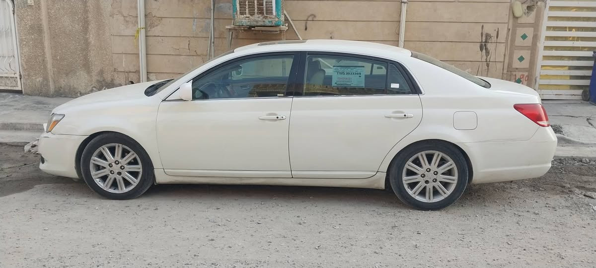 من رخصة الادمن افلون٢٠٠٦خليجي فول مصبوغه حزام وبيهاضربه بلجاملغ واصل للغد وحداديه نص عمروالتبريدفقط كمبريسر٧٥وبيهامجال مكاني بغدادحي الجهاد وهذارقمي ***********
