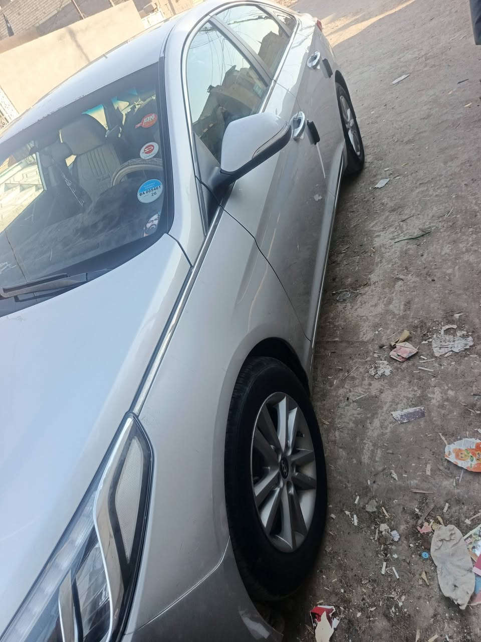 ‏سلام عليكم سوناتا موديل 2015 رقم بغداد باسمي وارد أمريكي حادث جاملغ وبنيد وبيه بارد بلجاملغ بصيط سونار موجود لون رصاصي السياره جاهزه مابيه اي نقص مكينه كير صدر تبريد تايرات خير من الله بيه منظومة غاز السعر 110 وبيه مجال مكاني بغداد النهروان الرقم ***********

