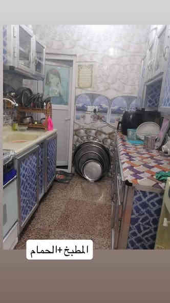 بيت للبيع في الجمهوري الشرقي قريب على جامع الجمهوري 
(مساحة 75متر) 
للاستفسار الاتصال على هذا الرقم خط وعلى الواتساب
***********
