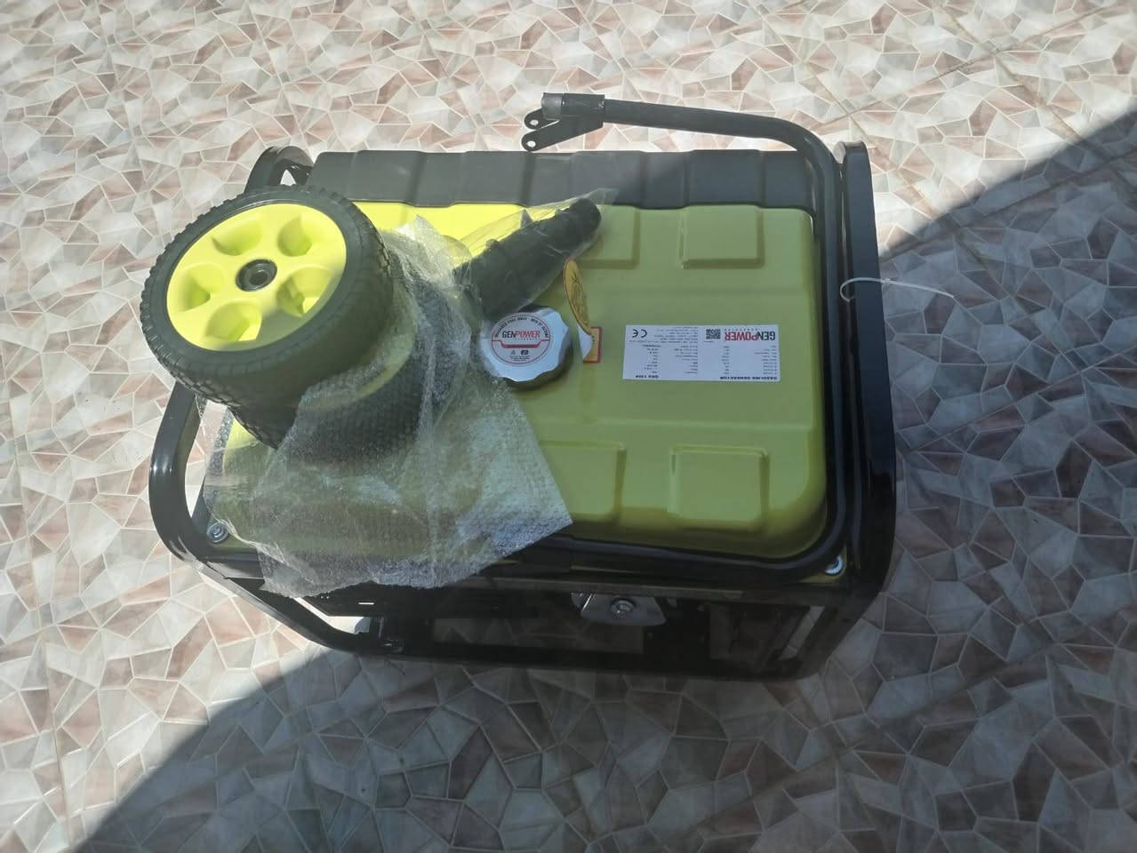 مولد genpower بانزين للبيع مستخدم اقل من 4 ساعات اي مشكلة ما بي بعدة جديد..12kv 40A تانكي 25L 
سعر 1250 و بي مجال


**إذا كنت صاحب هذا الإعلان وتريد حذفه لأي سبب، رجاءا أرسل رسالة إلى الدعم الفني**