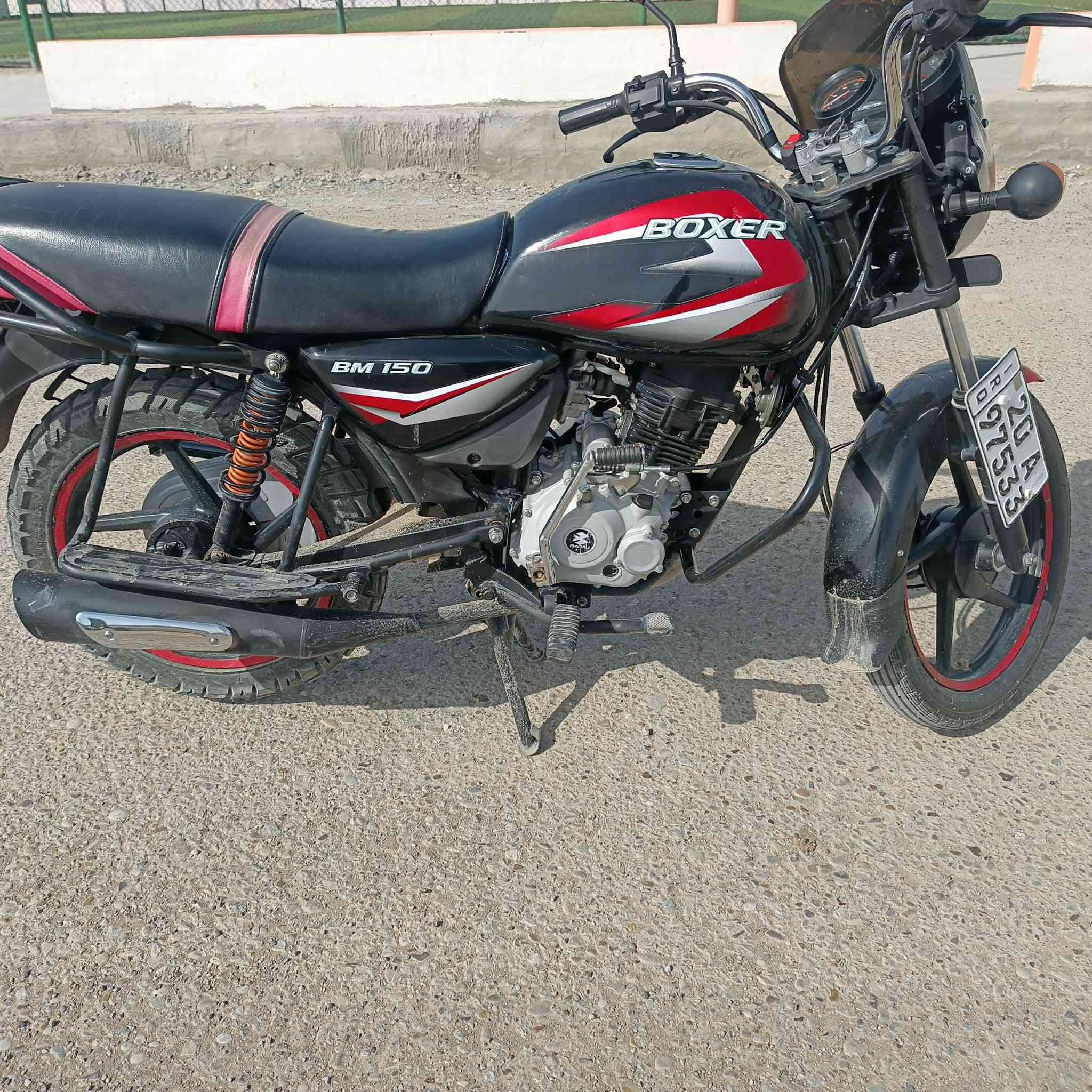 دراجة بوكسر موديل 21 مرقمة إنكليزي الدراجة خير من الله تحويل ثاني يوم الإستفسار واتصل على هذا الرقم ***********
