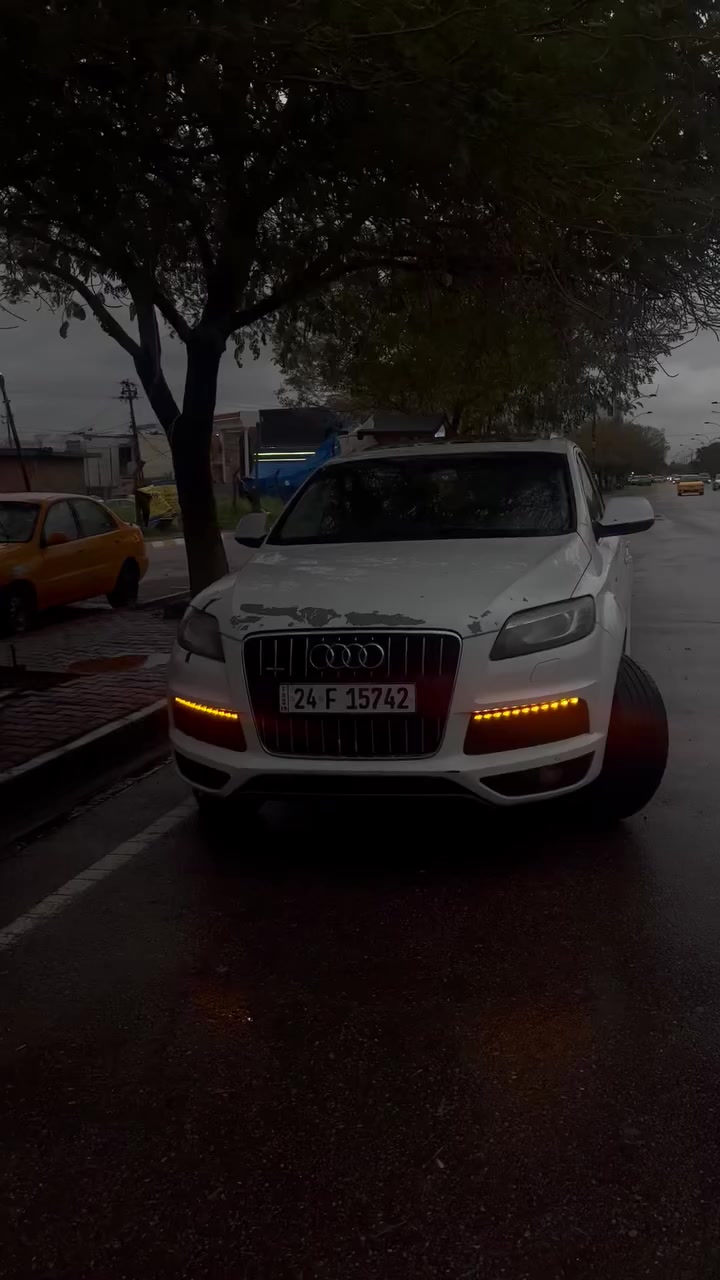 السلام عليكم
للبيع او مراوسه بسياره 
اودي Q7 S-line Quattro 2012 فول مواصفات ١/١
------------------------------------
سعر 125 ورقة 
—————————————————
محرك سته سلندر  بنزين 
------------------------------------
سيارة حيل حلوة للامانه جديدة ماشالله
كلين بدون حادث
----------------------------------------
مواصفات كلش هوايه
{ 5 بصمة - دبل پانوراما - رادار - ثلاث بردات بلاد - داخل بيجي - صندوق كهرباء - ٣ پردة - ماوس - ٧ راكب - كشنات تدفئة و تبريد - كشنات جلد - كشن و ستيرن كهربا و خزن - سيدي بوكس - تبريد مركزي - كامرة خلفية - حساس خلفي و امامي - لايت ليد - ڤوليوم - تحديد سرعة - وبعد هواي كلش مواصفات متخلص
رقم وسنويه جديد تحويل وغرامات
مكان السياره كركوك


**إذا كنت صاحب هذا الإعلان وتريد حذفه لأي سبب، رجاءا أرسل رسالة إلى الدعم الفني**