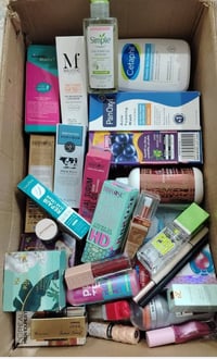 بضاعة جديدة • عناية بالبشرة • أصلية ١٠٠٪