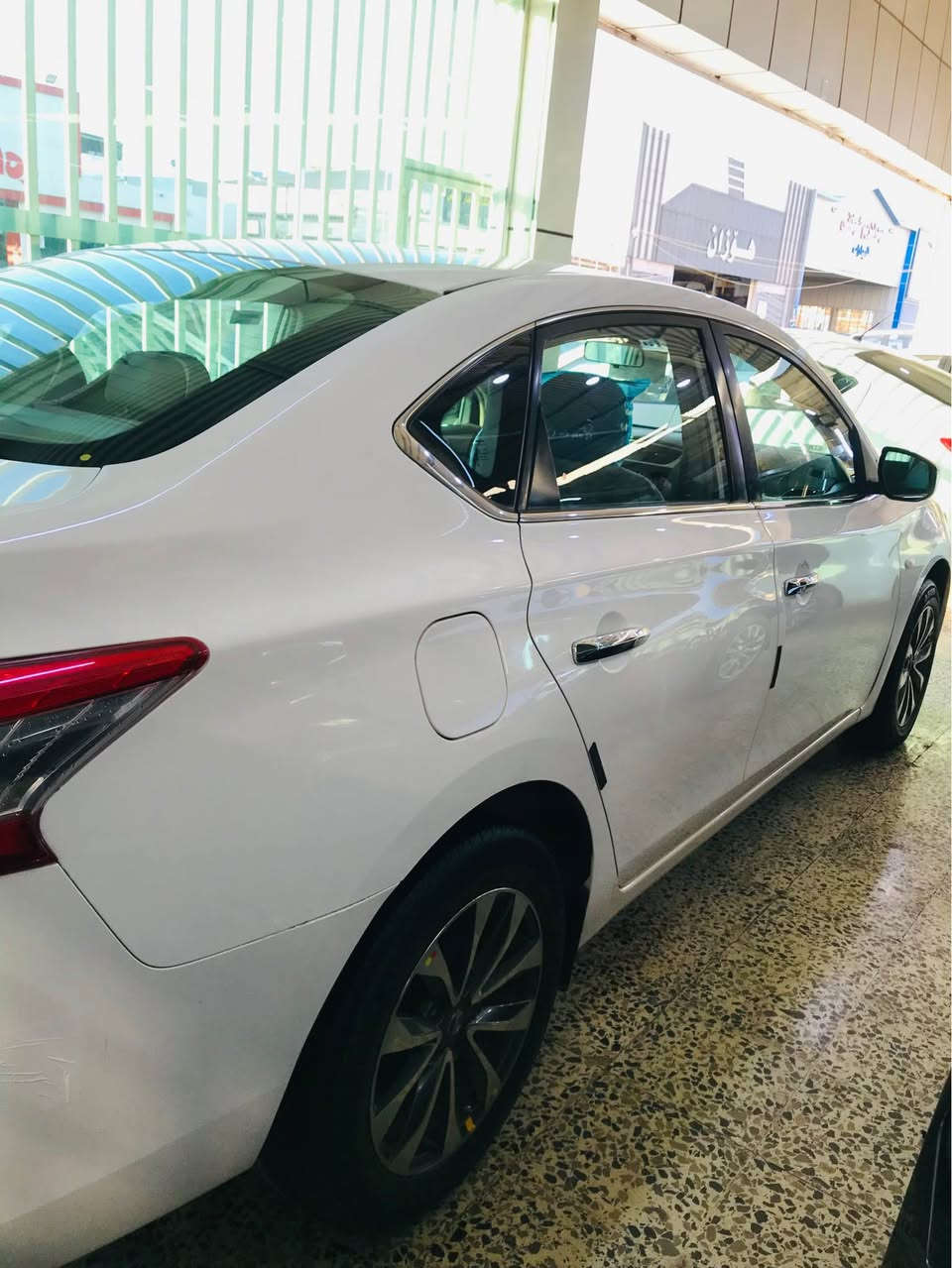 نيسان سينترامؤديل 2016خه ليجى بئ سبوخ دوجيكاى كچكه ى ته عديله به ناوى خؤمه ره قه موسه نه ويوفه حسوهه زه ى نوييه 150هه زاررؤيشتيه سعر115كه ميك مه جال موبايل *********** أربيل, العراق
