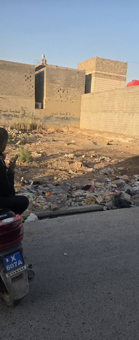 السلام عليكم ...
قطعة ارض للبيع / المساحة ٢١٠م والسعر مناسب 
والي يريد نصهة هم ابيعلة 
العنوان الحميدية شارع السبيس مقابل شبكة كورك 
بالفرع مال بيت ابو زكي
***********
