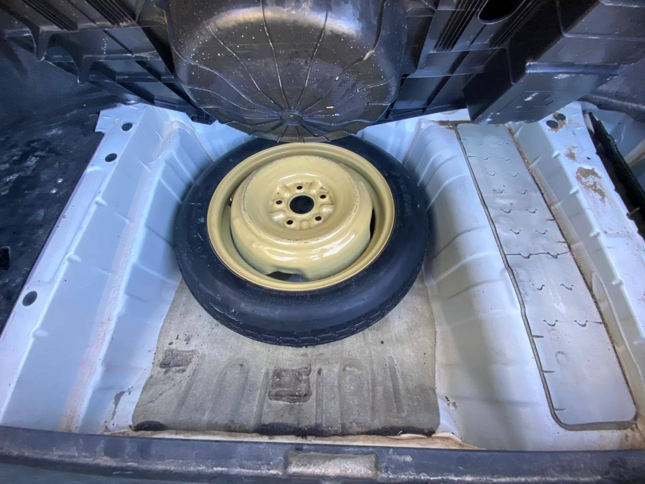 سلام عليكم 
جنون 2001 ادوات ادوات ادوات 
مكصوصه قماره فقط سيارهه جديده بمعنى الكلمه 
كفاله عده الكصه عميه السياره مكينه كير كفاله دواخل حداده تخم تاير كله جديد 
مكان السياره بصره 
سعرها 42 وبيها مجال
الشراي يتصل وبخدمته  
***********
***********
