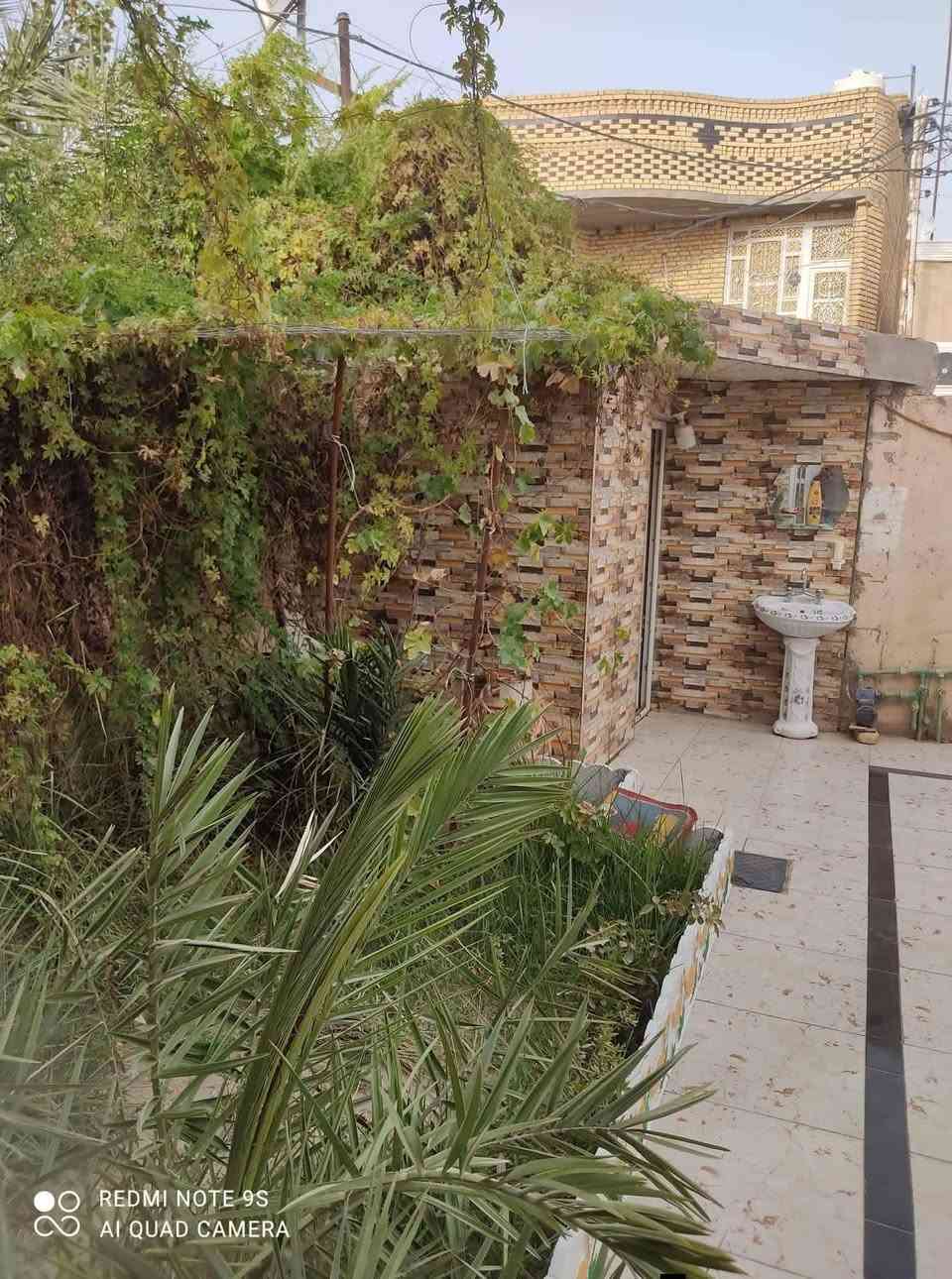 يالله السلام عليكم بيت للبيع مساحته 250
العنوان سديناويه شارع فدك الزهرء

مقبيل صيدلية الكناهر

كل الخدمات متوفر 

بنين درجه اوله طبوك صب كونكريت

البيت بي غرفتين وصاله وديونيه ومطبخ وصحيات دخليه وخرجيه وحديقه جبيره كلش 

باقي التفاصيل  تواصل وتساب

***********
