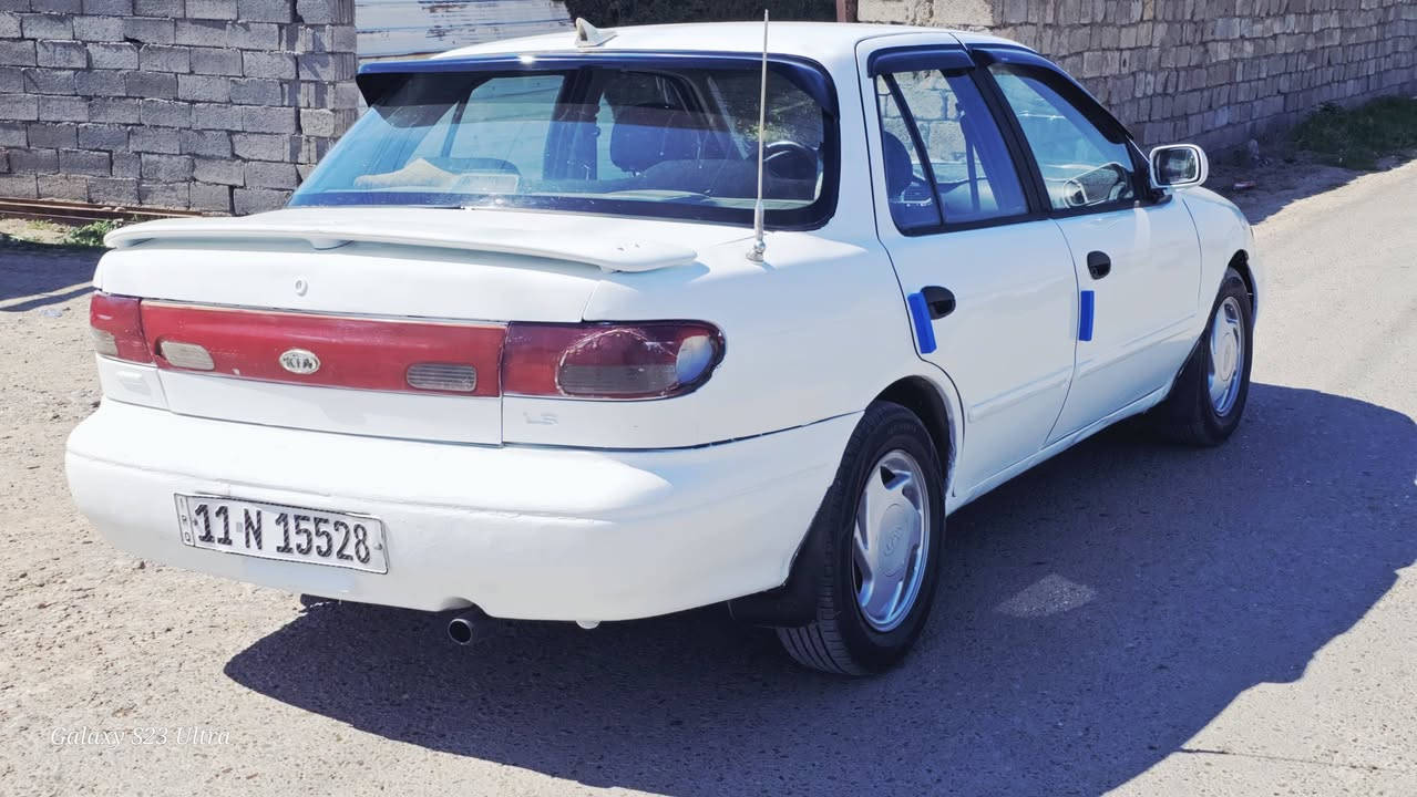 للبيع KIA سيفيا
سيفيا رقم بغداد 11  دولي 
شرط التحويل 
محرك مكفول 
كير مكفول 
شواصي مكفوله 
السياره مصبوغه حزام مكفوله من الظربه 
كهربائيات كامله تخم تاير جواهه 
تبريد بس غاز كامل 
ترايك وين ما تريد السياره جاهزه من كلشي 
السعر المطلوب 38 وبيهه مجال قليل للاستفسار
***********/***********
