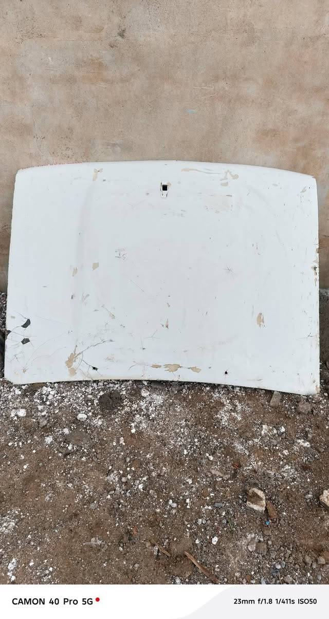 السلام عليكم يتوفر لدينا غراض بيكم تيوتا بونيد مال 92 دعميه  خلفي دبل + محجل مال تك  مكان موصل جانب اليمن  ***********
***********
