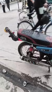 موديل 2020 300 وبيها مجال 07714776647