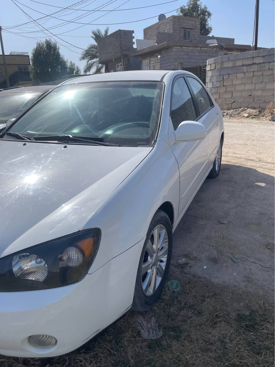 اسبكترا 2006 السياره مكفوله كير ومحرك محركه 2000 وكشره كلش نضيف السعر ٩٠ وبيه مجال الشراي يخابر *********** كربلاء, العراق
