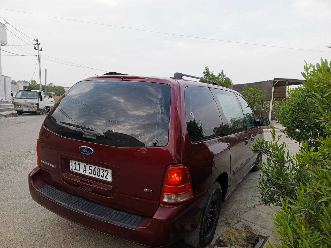 السلام عليكم فورت وند استار موديل 2007سياره جاهزه كير محرك تبريد ثلج ماشيه 174الف رقم بغداد دولي بسمنا سياره مال جناي مكان بغداد حي العامل السعر 69وبيه مجال حك الجيه والشراي يتصل ***********
