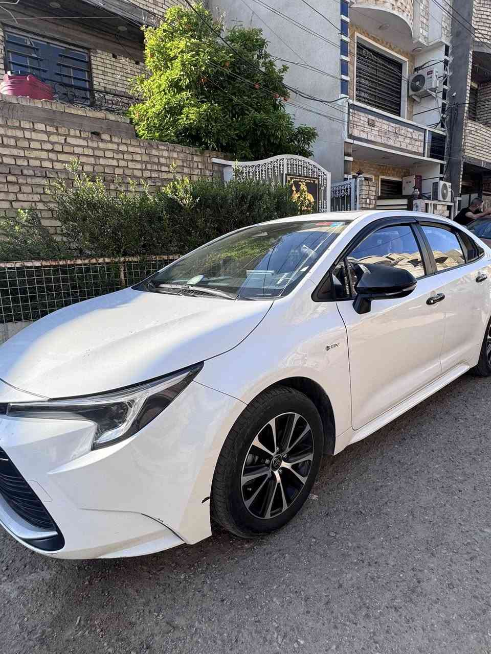 سلام عليكم كورلا ٢٤داخل احمر ماشيه ٥٠ كفاله عامه منصبغ ولحادث وفتح ولشد بس رصعتين باب خلف سايق ورصعه باب سايق سونار بيها 

مكان بغداد 

*********** واتساب موجود وسيمكرت 

سعر ١٤١ وبي مجال بسيط
