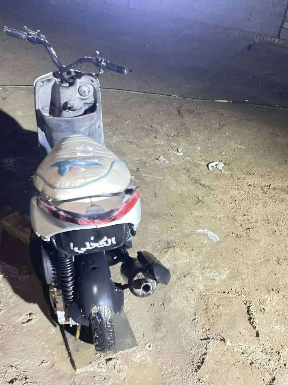 السلام عليكم دراجة ماكس منغولي نضيفة شوف عينك مفتوحة 55صارهة 10من مجفت صالنصة اف ام مكنة صافية شلعة ما تلزم يجي وياهة عقل رياضي 8نمر ولسعر300وبيهة مجال مكان لسماوة مجد


**إذا كنت صاحب هذا الإعلان وتريد حذفه لأي سبب، رجاءا أرسل رسالة إلى الدعم الفني**