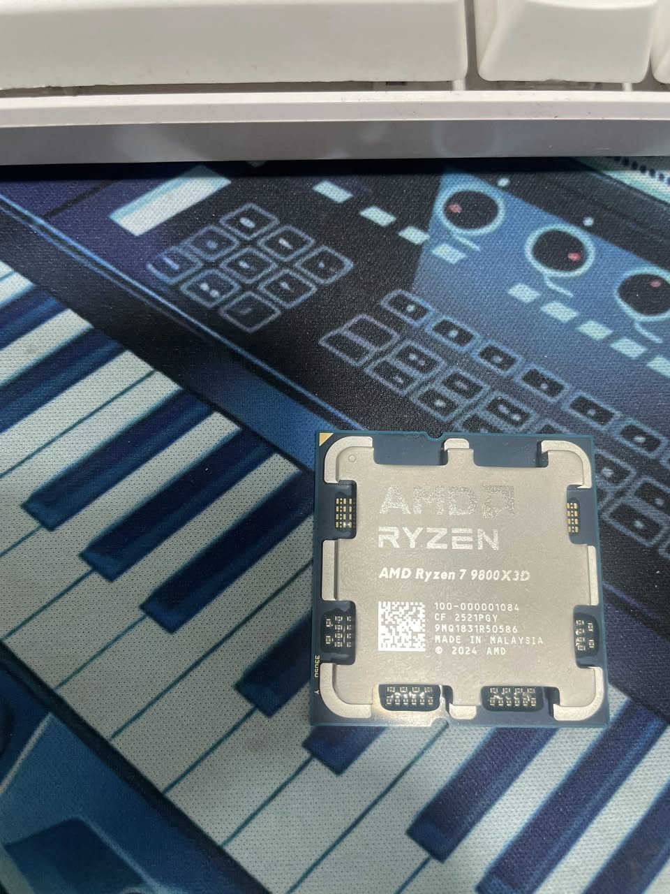 للبيع معالج AMD 7 9800x3d خلي سعرك وعليك بالعافية


**إذا كنت صاحب هذا الإعلان وتريد حذفه لأي سبب، رجاءا أرسل رسالة إلى الدعم الفني**