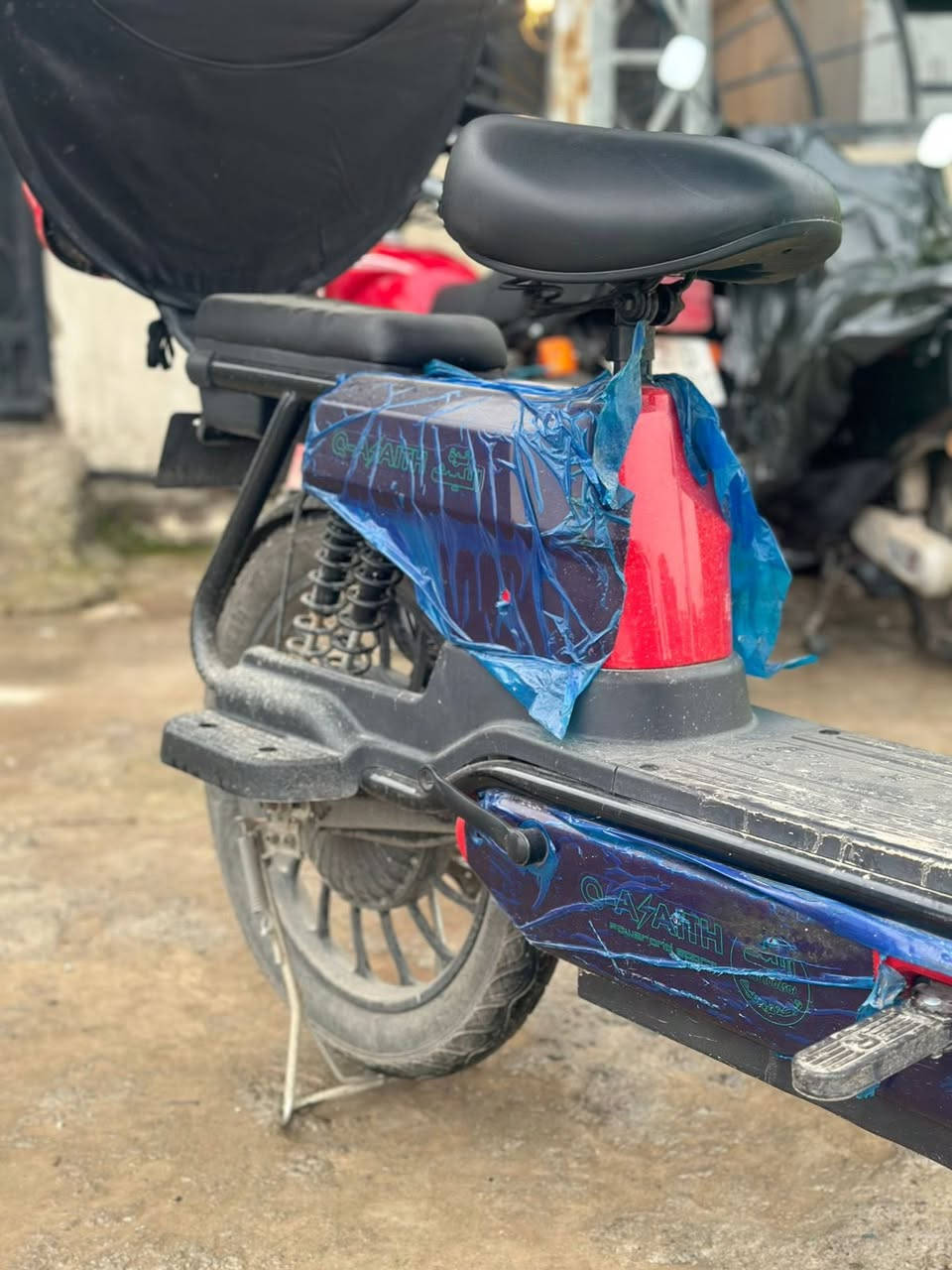 دراجه شحن للبيع اخت الزيرو
كدام العين  للبيع مكان نبي يونس
مستخدمه شهرين. شاحنه مالته ويا كامل مكمل 

***********
 
***********
