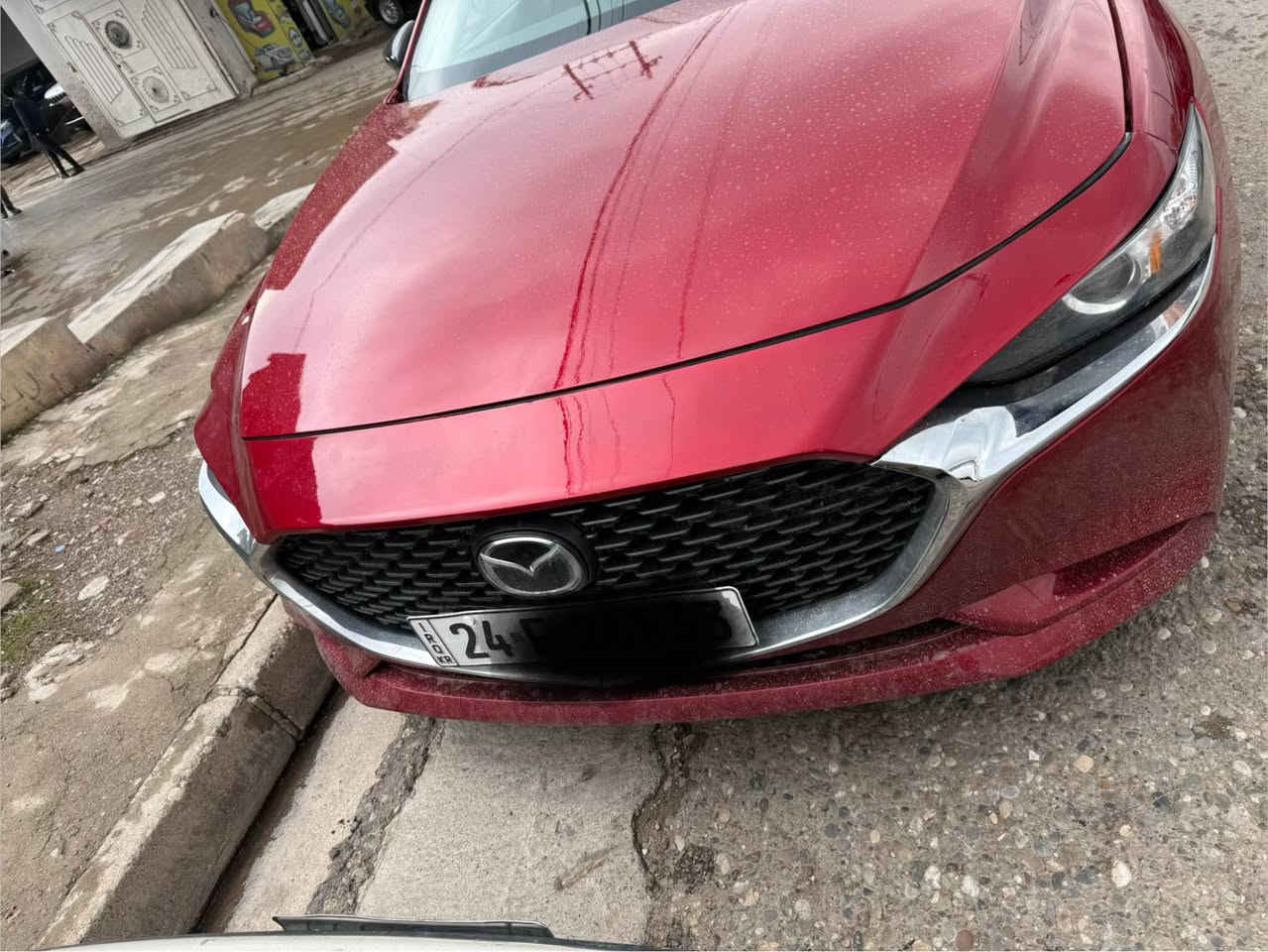 مازدا زوم. ٣.   موديل.  2023.  ماروني. نيو مواصفات.  مواصفات. جام كارةبا كير اوتو عادي. تراكشن. بريك بةصمة.  كاميرة رادار.   بةردي كزوز. ً  كيرو مةكينة بةشةرت.  مةكينة 2.5  مةرغوب    بوياغ ٣ بارجة. بونيد. جملخ. دةركاي بيشةوةي سكن نيو بوياخ.  تنها شانصي لاي نفر تنها بخ.   رقم.  سنوي هزة كامل نوييية.  سيارةكة ٣١ هزار  رويشتوة 
رقم.  تلةفون. *********** واتساب.  فايبةر اكر, نينوى
