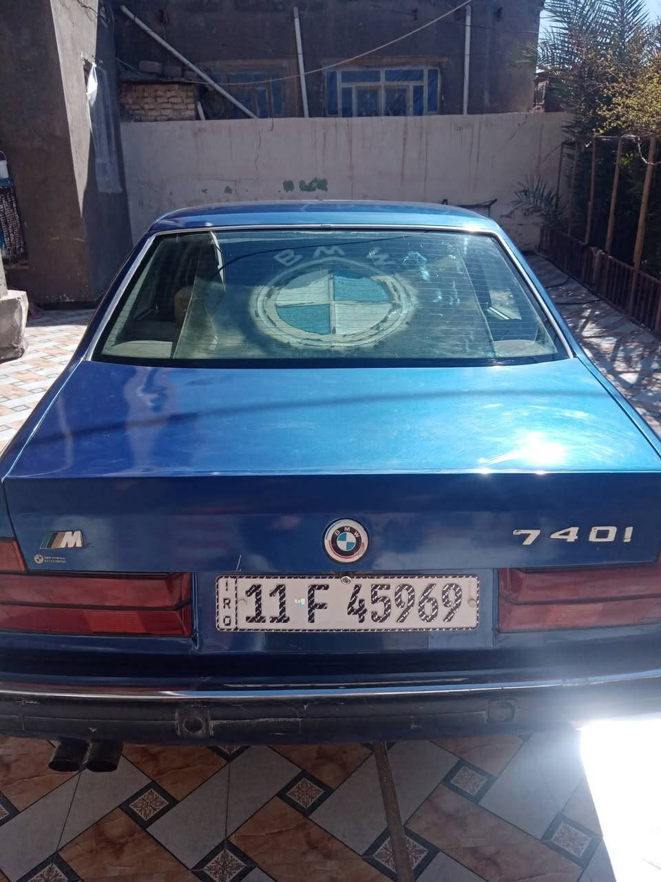 باسمي رقم انكليزي
السعر 60 ورقة وبي مجال 
السيارة جاهزة كل نقص ما بيها 
التبريد و التدفئه وي السويج 
للتواصل عن طريق الرقم 
***********
محافظة المثنى
